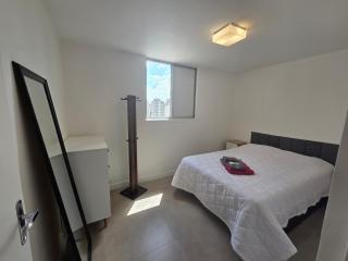 Refúgio São Paulo - Apartamento novo e ensolarado- C Estacionamento - no Centro ao lado do Metrô Brás - 2