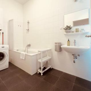 SERVUS HOMES - Metro Stadthalle - AMADEUS - 1