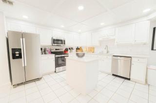 Palms 514- 5th floor 2 bedroom DIRECT beachfront condo - 8