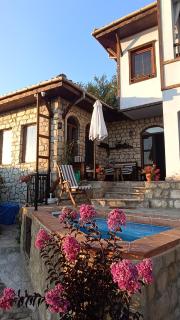 къщи за гости villa Momino - 8