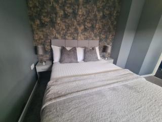 3 bed comfy home - 3