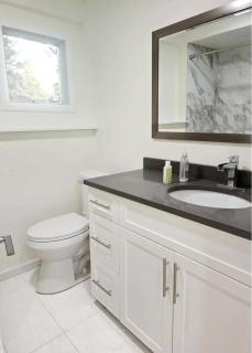 Newly Renovated Cozy Guest House In Joyce-Collingwood - 3