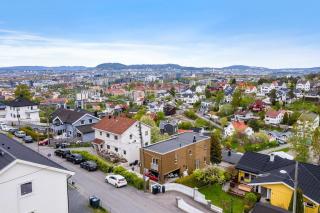 Light & modern apartment at the top of Oslo - 9
