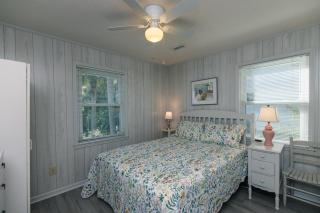 Janet's Blue Haven - 3