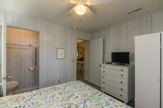 Janet's Blue Haven - 1