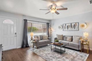 Inviting 2-BR Condo in the heart of Imperial Beach - 5