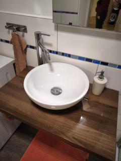 Simple 2-Person Apartment near Altdorf - 8