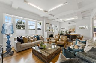 Entertainers Delight! - 9