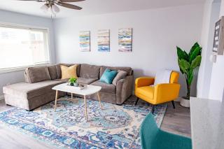 Vibrant Imperial Beach Oasis - 4