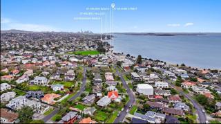 Entertainers Delight! - 7