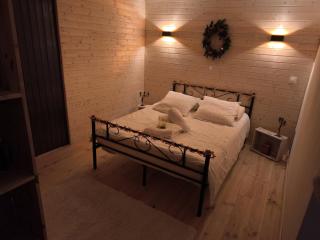 The Cottage at 7 - 5