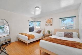 Hot Tub - Pool - FirePit - GameRoom - Sleeps 12! - 3