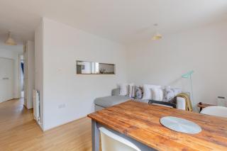 Well Connected 1BDR Flat in the Heart of Islington - 4