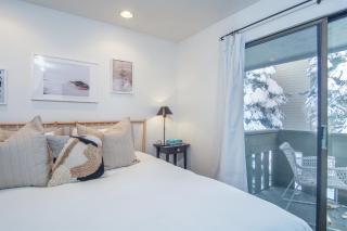 Andora Villa #123 Newly Remodeled 2 BR / 2Bath, Centrally Located, Close to Town Center - 7