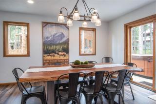 Summit Haven Home: Hot Tub, Stylish New Remodel - 4