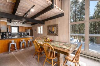 Blue River Pines Home: Peaceful, Hot Tub, Views - 4