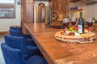 DT Ketchum - Chill, Two-Story Getaway w/ a Gourmet Kitchen - Walk Downtown & to River Run Lifts - 9