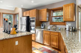 Heartstone Hideaway Home: Hot Tub, Dog Friendly - 1