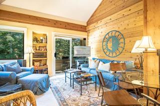 Bluff Condo + Free guest passes to Elkhorn Resort amenities included! - 7