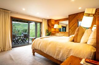 Panoramic Views! Designer`s Condo on Golf Course w/Resort Amenities - 2