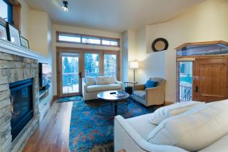 Woods Live Oak Townhome: Cozy, Hot Tub, Under Gondola - 6