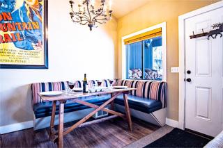 3BD Downtown Ketchum Ski Condo - Near Ski Lifts - 2