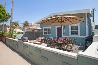 Relaxing Beach Bungalow - 0