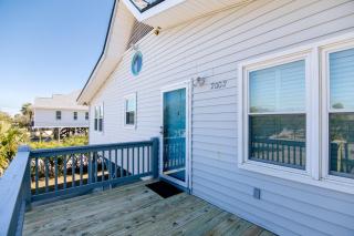 Barefoot Bungalow - 6