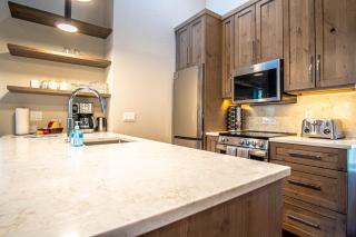 Stonehenge Condo - Nr Ski Lifts & Downtown! - 7