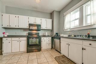 Family Retreat with Yard Less Than 1 Mi to Dtwn Durham! - 1