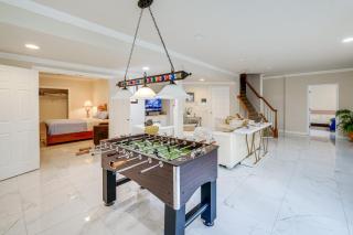 Family-Friendly Home with Foosball in Silver Spring! - Greencastle Manor - 4
