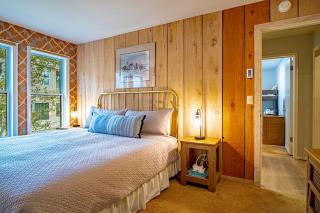 Sawtooth Ski Condo - Hot Tub + Walk to Ski Slopes! - 7