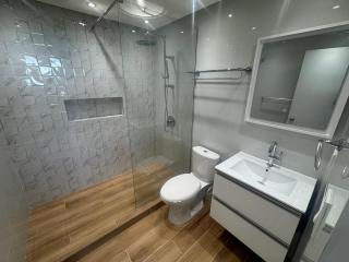 Beach front 2 bedroom & bath in Isla Verde - 8