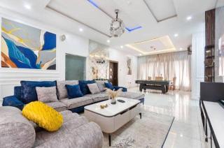 MUE Living Studios - 8