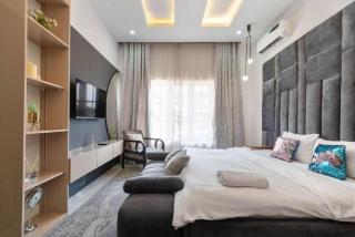 MUE Living Studios - 1