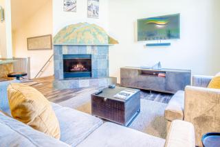 Della View 2BR condo - In the heart of Historic downtown Hailey! - 3