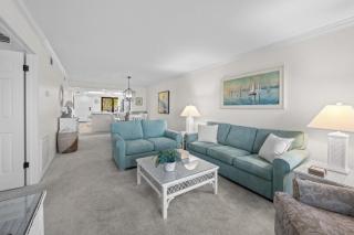 Pointe Santo D27 condo - 2