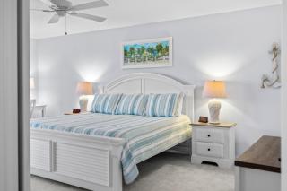 Pointe Santo D27 condo - 1