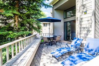 Modern Golf View Condo + Resort Amenities - 8