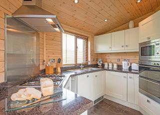 Parmontley Hall Lodges - 9