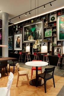 citizenM Seattle South Lake - 3