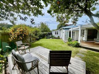 Comfy Family Home and Cabin - 5