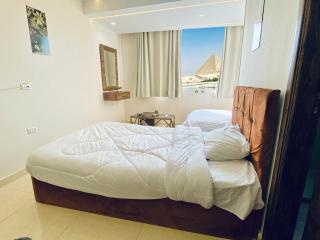 Experience Pyramids VIEW - 9