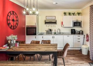 Flaxton Meadows Luxury Lodges - 9