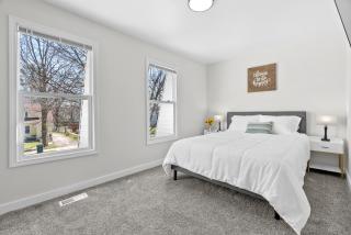 Amazing Daniela Lodge - 1