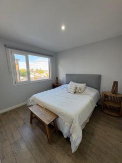 Departamento centrico de dos ambientes con vistas a la montaña - 9