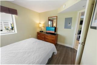 Spacious, Bay View - Close to Boardwalk, Location! - Myrtle Beach - 8