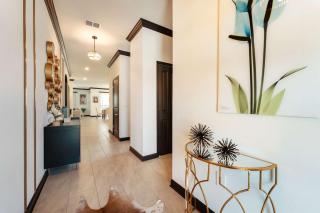 New Beautiful 7 br w pool games theme rooms - 1