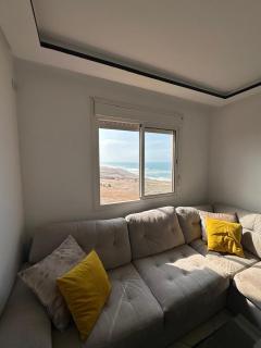 Elegant apartment with stunning sea views - 3