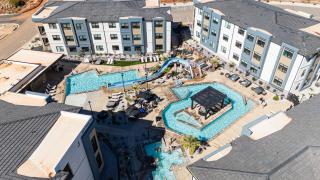 Signal Peak Resort - 8